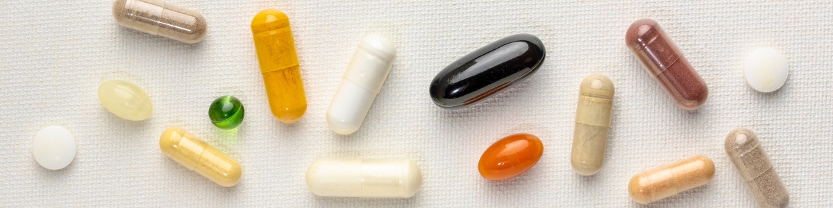 Suplementos en polvo con premezclas de vitaminas y minerales